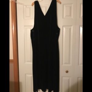 Woman’s 22 Jacqueline Ferar velvet jumper
